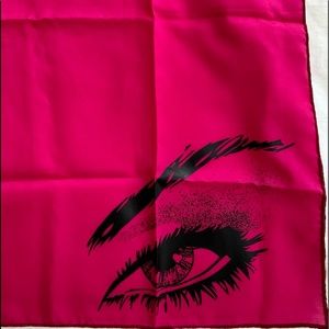 NWOT Scarf.  Fabric tag missing.